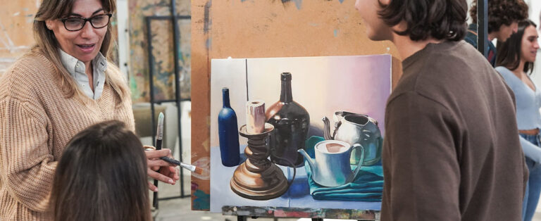 Arteterapia jak sztuka pomaga zrozumieć siebie i odzyskać spokój