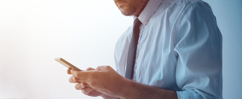 Doomscrolling rad jak radzić sobie z natłokiem negatywnych informacji