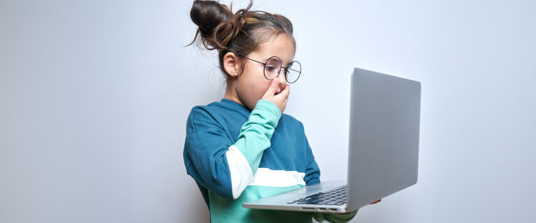 Jak chronić nastolatki przed wykorzystaniem seksualnym kluczowa rola rodziców