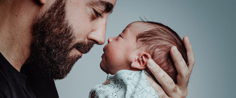 Mężczyźni też mogą mierzyć się z depresją poporodową