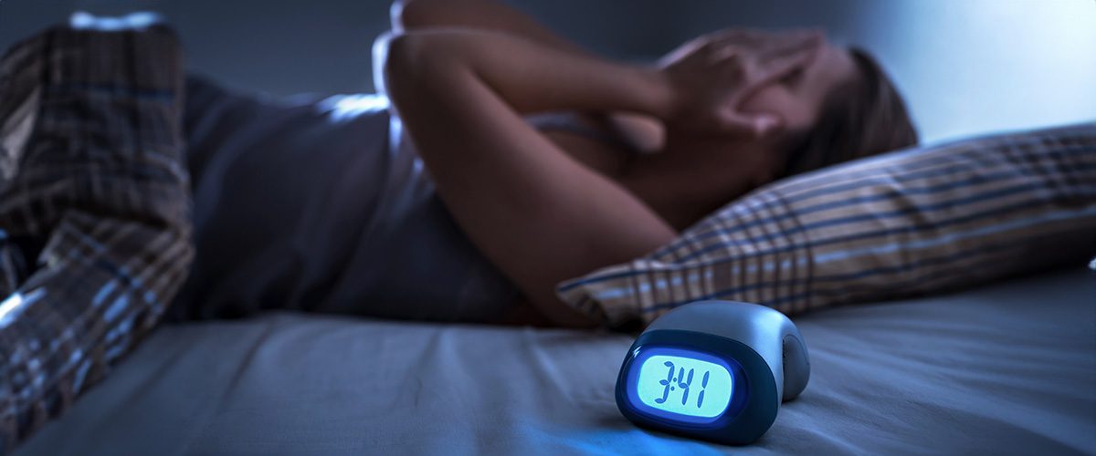 Bezsenność i zaburzenia snu_ jakie są objawy, przyczyny i strategie leczenia-1