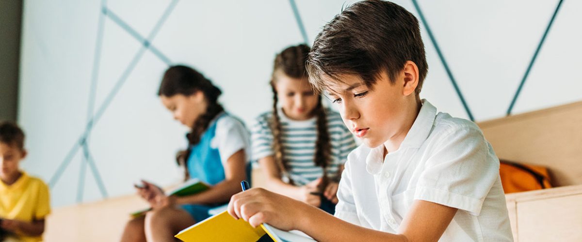 Dysleksja objawy, przyczyny i leczenie