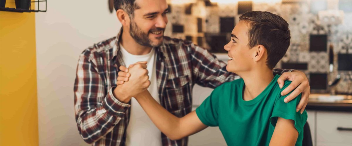 Jak-mowic-by-nastolatek-sluchal-i-jak-sluchac-by-nastolatek-chcial-do-nas-mowic__