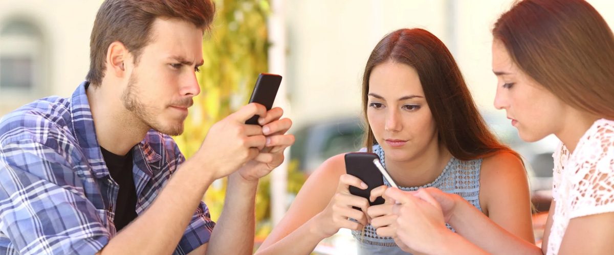 Uzależnienie od smartfona i internetu – objawy i leczenie