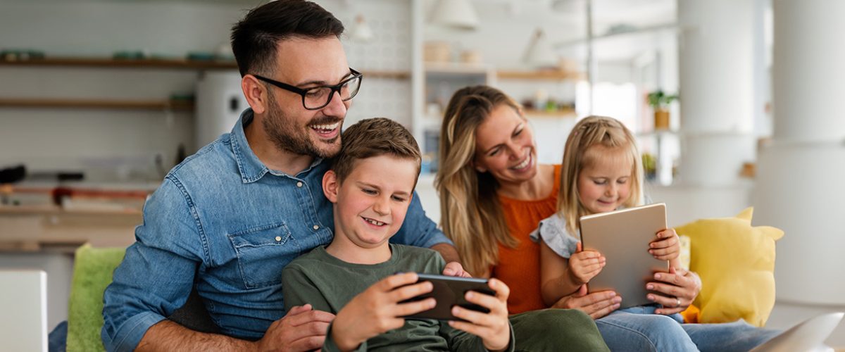 Zasada , czyli jak dziecko powinno korzystać z nowych technologii