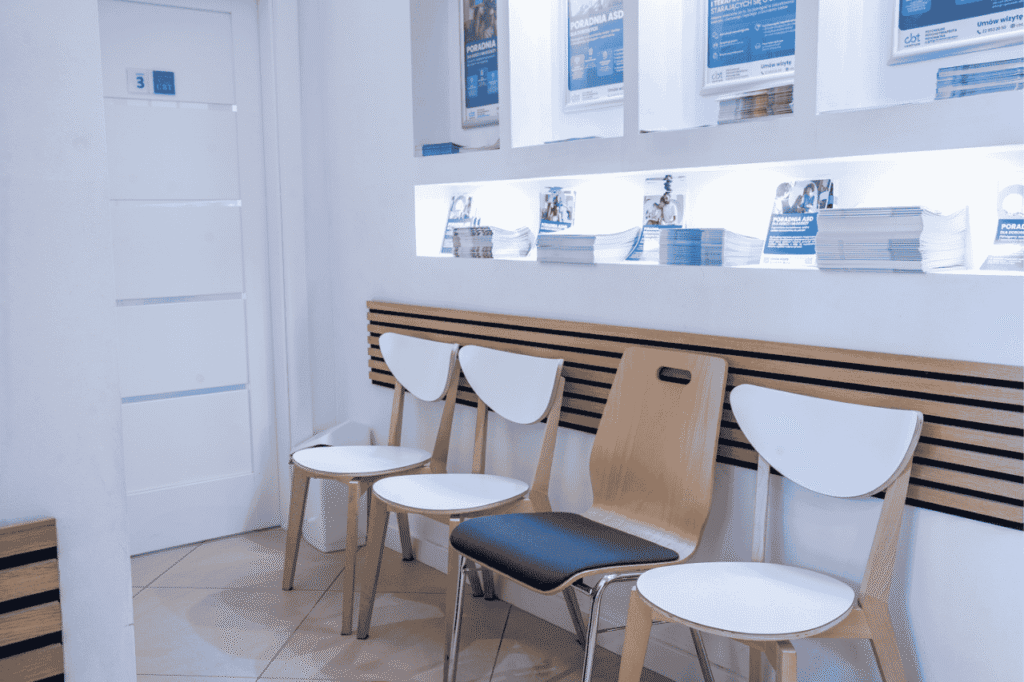 Poczekalnia poradni psychologicznej poradni centrum cbt w warszawie Włochy