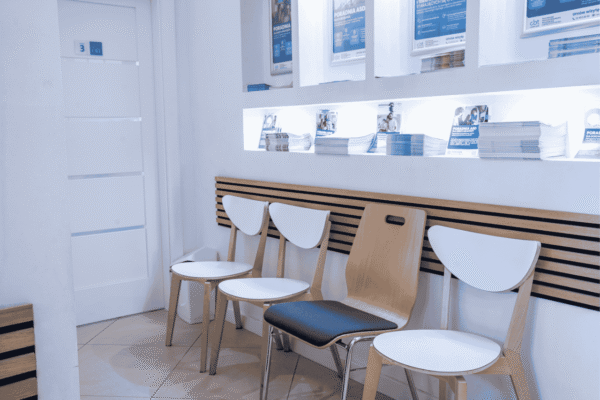 Poczekalnia poradni psychologicznej poradni centrum cbt w warszawie Włochy