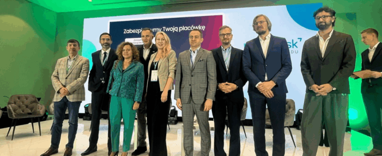 Centrum CBT otrzymało tytuł Lidera Rozwoju i Doskonalenia Contact Center podczas X edycji Akademii Managera Ochrony Zdrowia. Dziękujemy za wyróżnienie!    ()