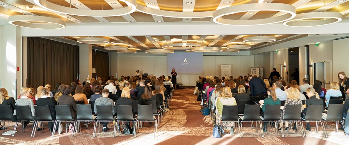 20 lat Centrum CBT_ Droga do doskonałości w opiece psychoterapeutycznej-1