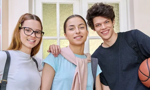 Jak-pomoc-dziecku-przetrwac-stres-egzaminacyjny_-Porady-dla-rodzicow-i-uczniow-1