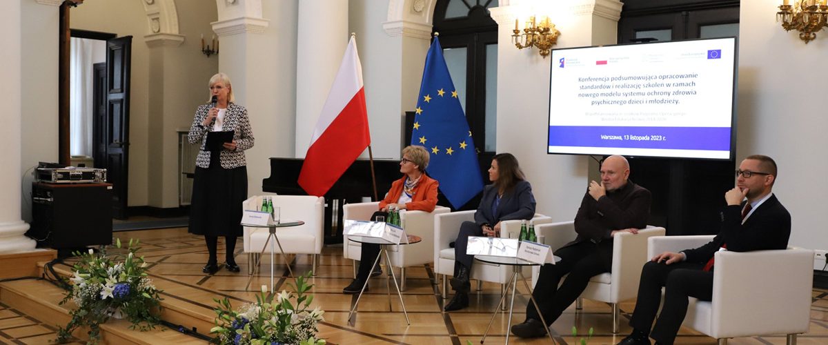 Konferencja podsumowująca opracowanie standardów i realizację szkoleń w ramach nowego modelu systemu ochrony zdrowia psychicznego dzieci i młodzieży-1