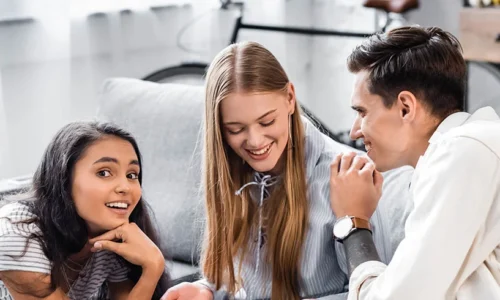 Wsparcie-spoleczne-mlodziezy-klucz-do-zdrowego-rozwoju-1