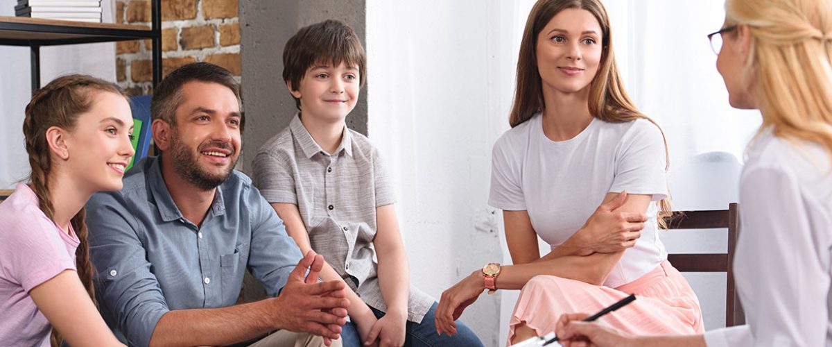 Zapraszamy na nowy kurs Kompendium wiedzy o pracy z rodzinami i rodzicami pacjenta